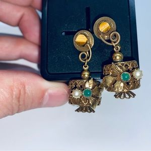 Antique Gold Tone Screw on Earrings with Tiger Eye, Pearl and Emerald